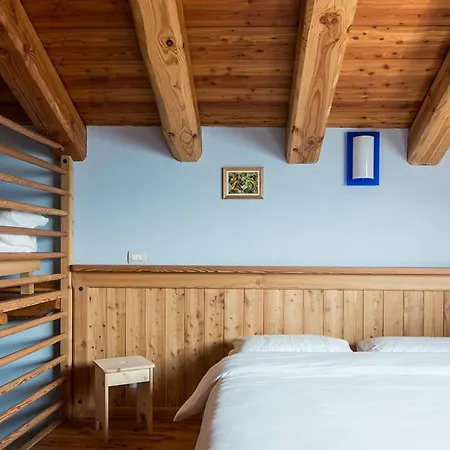 شاليه Civico 8 مارمورا