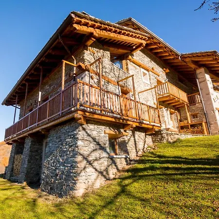 شاليه Civico 8 *